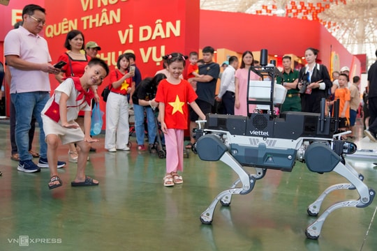 Kéo dài thời gian Triển lãm thành tựu đất nước đến hết ngày 15/9