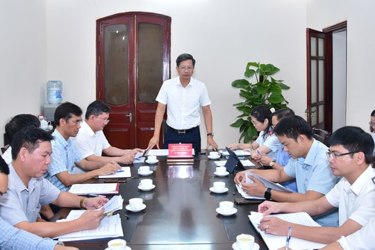 Phó chủ tịch Thường trực UBND thành phố Lê Anh Quân chủ trì tiếp công dân định kỳ tháng 8