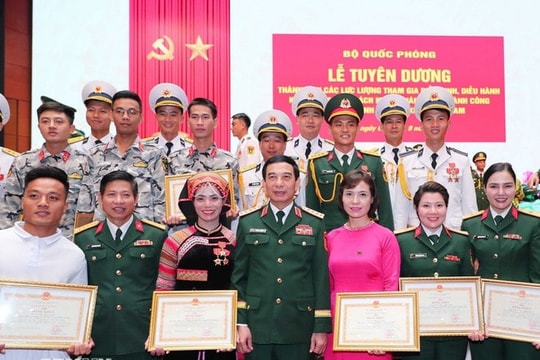 Tuyên dương các lực lượng hoàn thành xuất sắc nhiệm vụ diễu binh, diễu hành A80