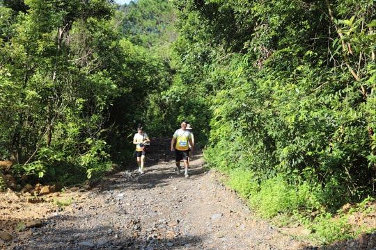 Hơn 1.000 vận động viên trong nước, quốc tế chinh phục Giải chạy Ultra Trail Yên Tử