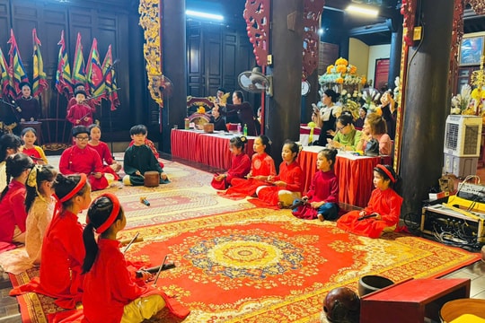 Người trẻ giữ gìn văn hóa truyền thống