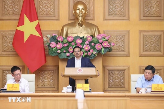 Đổi mới chính sách để tạo động lực phát triển đất nước