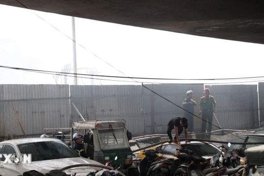Thông tin về kết quả điều tra ban đầu vụ cháy bãi xe dưới chân cầu Vĩnh Tuy