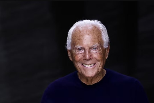 Hàng nghìn người tiếc thương 'ông vua thời trang Italy' Giorgio Armani