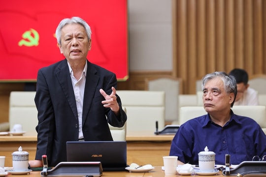 Mục tiêu tăng trưởng hai con số là 'phù hợp'