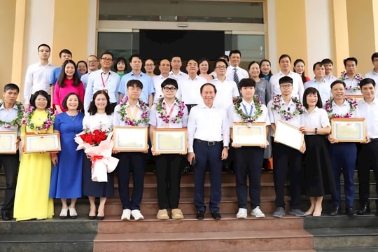 Hành trình giáo dục Hải Phòng vươn mình từ “diệt giặc dốt” đến tốp đầu quốc gia