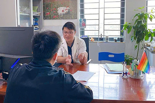 Chữa bệnh theo 'bác sĩ' ChatGPT