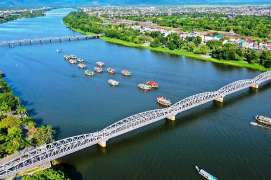Những dòng sông đất nước