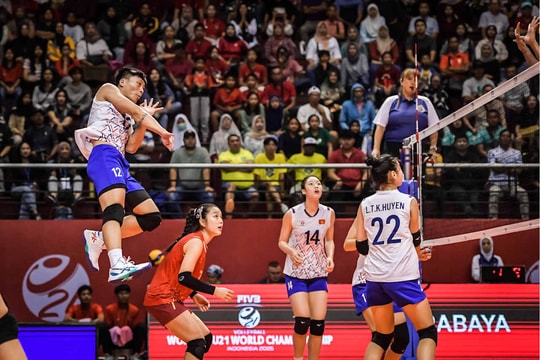 Đặng Thị Hồng bất ngờ bị cấm thi đấu trong nước sau giải bóng chuyền thế giới