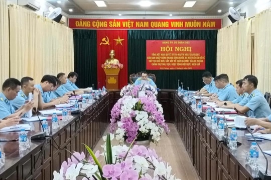 Đảng ủy Sư đoàn 363 khen thưởng 5 tập thể, cá nhân tiêu biểu trong thực hiện Nghị quyết 18
