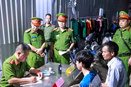 Công an Cát Hải xét nghiệm ma túy gần 700 công nhân trong đêm