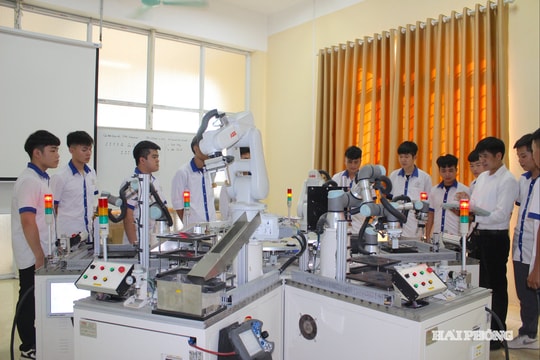 Triển khai Đề án đào tạo nguồn nhân lực phục vụ phát triển công nghệ cao