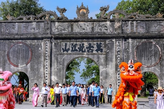 Tín ngưỡng thờ Đức Thánh Trần tại Kiếp Bạc