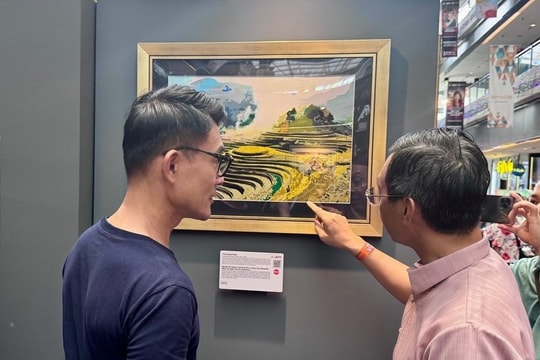 Nghệ sỹ khuyết tật Việt Nam để lại dấu ấn sáng tạo tại triển lãm ở Singapore