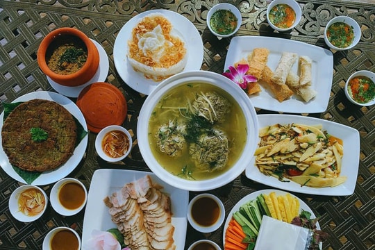 Nhà hàng Tuấn Rươi Tứ Kỳ tặng 2.000 suất ăn tại Triển lãm thành tựu đất nước
