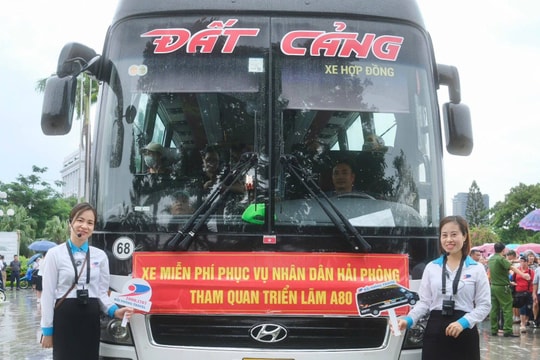 Xe khách Đất Cảng chuẩn bị phục vụ miễn phí 2.000 người dân tham quan Triển lãm thành tựu đất nước