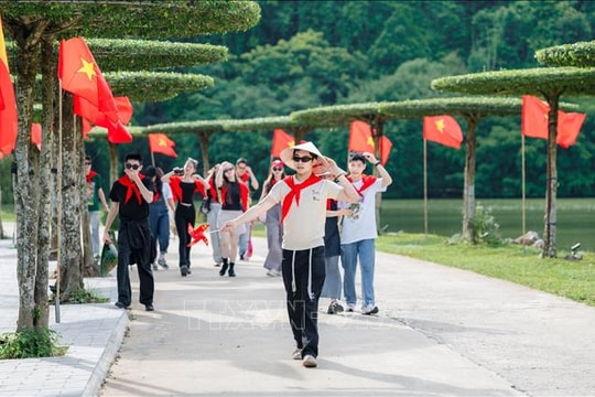 Việt Nam vươn lên trở thành điểm đến hàng đầu của du khách Trung Quốc