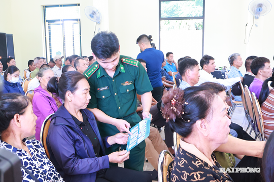 Đặc khu Cát Hải tuyên truyền về biển đảo và chống khai thác thủy sản bất hợp pháp