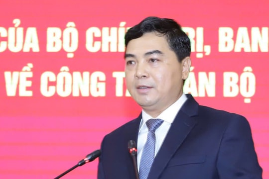 Ông Nguyễn Hoài Anh giữ chức Chủ tịch UBND tỉnh Thanh Hóa