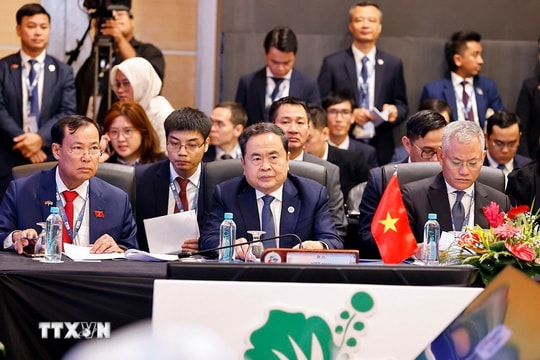 Chủ tịch Quốc hội phát biểu tại Phiên họp Ban Chấp hành Đại hội đồng AIPA-46