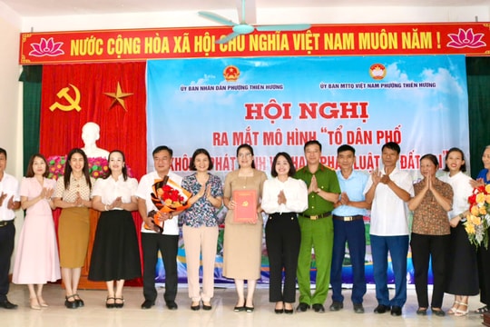 Phường Thiên Hương ra mắt mô hình 'Tổ dân phố không phát sinh vi phạm pháp luật về đất đai'