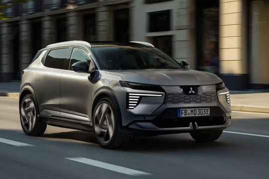 Mitsubishi Eclipse Cross EV - xe Nhật hồn châu Âu