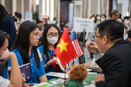 Gần 250.000 người Việt đang học tập ở nước ngoài