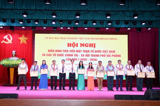 Thi đua tạo xung lực phát triển bền vững