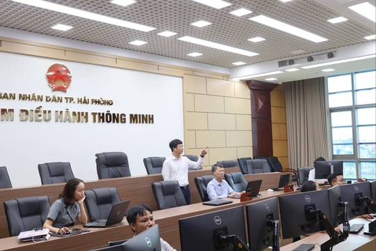 Phát triển hạ tầng số, thúc đẩy chính quyền điện tử