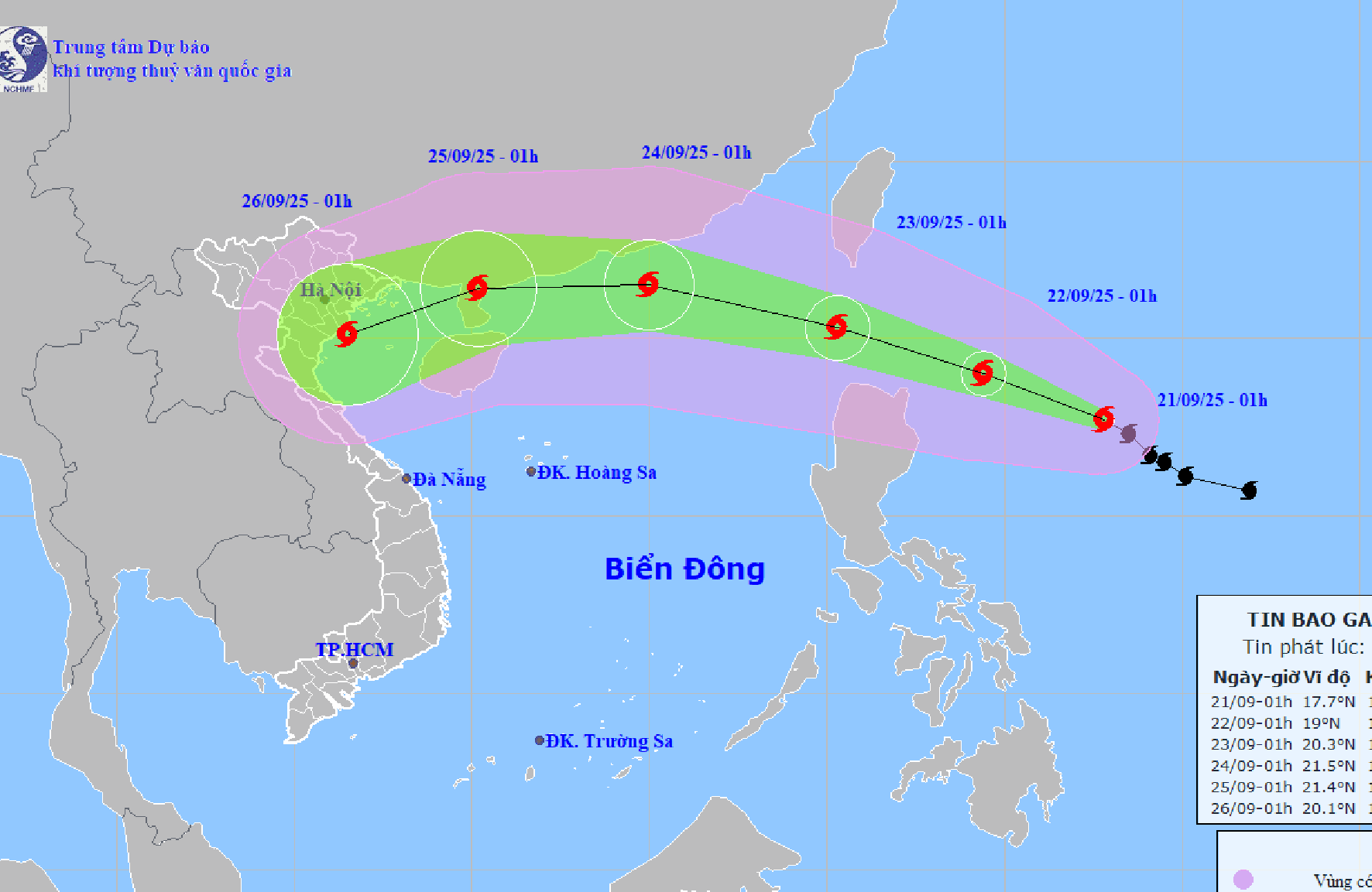 Bão Ragasa mạnh cấp 13, sắp vào Biển Đông