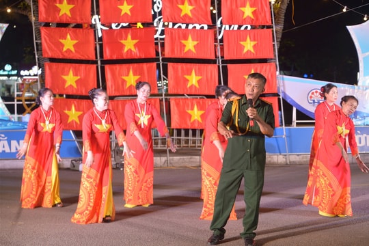 Sôi động phong trào văn nghệ quần chúng ở Tây Hải Phòng