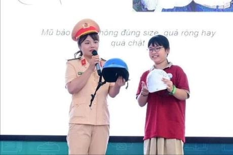 Để học sinh thượng tôn pháp luật giao thông