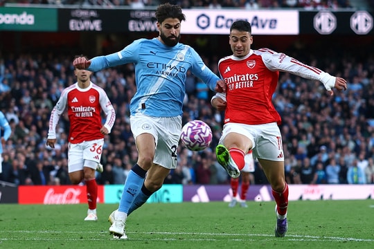 Ghi bàn phút bù giờ, Arsenal thoát thua Man City tại giải Ngoại Hạng Anh