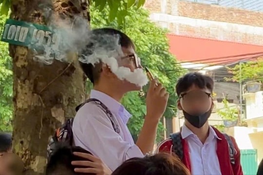 Hút thuốc lá điện tử bị phạt tới 5 triệu đồng