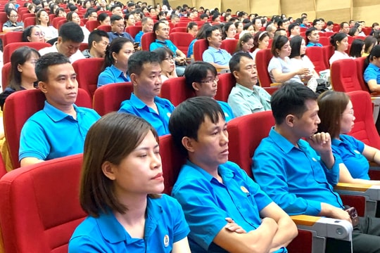 700 cán bộ công đoàn ở phía đông thành phố được tập huấn nghiệp vụ