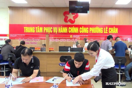 Kết luận của Bộ Chính trị, Ban Bí thư về bộ máy chính trị và chính quyền địa phương 2 cấp