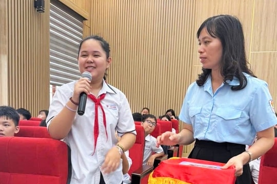 250 học sinh được tuyên truyền về Luật Trật tự an toàn, giao thông đường bộ