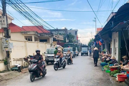 Lập lại trật tự an toàn giao thông đường bộ sau sắp xếp