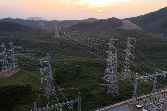 Đóng điện thành công Dự án Đường dây 500kV Lào Cai - Vĩnh Yên