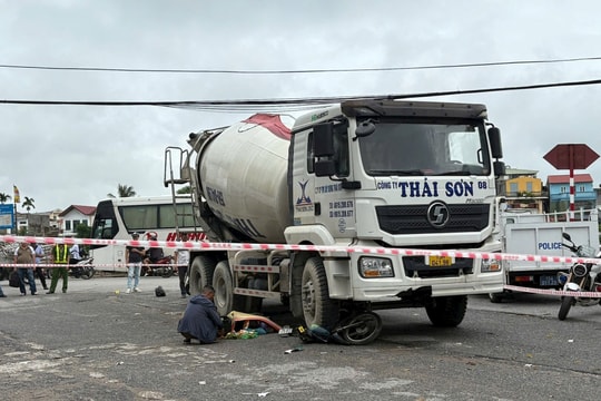 Hiểm họa từ xe bồn bê tông
