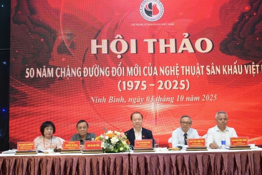 50 năm chặng đường đổi mới của nghệ thuật sân khấu Việt Nam