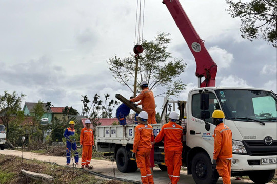 Hành trình nghĩa tình của những 'chiến sĩ áo cam'