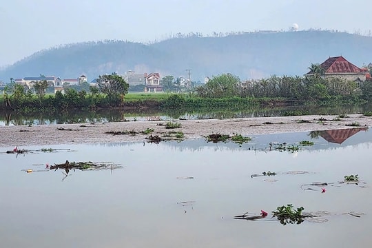 Xuất hiện nhiều điểm bồi lắng trên sông Đa Độ