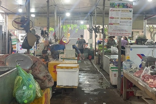 Nhếch nhác chợ Hạ Lũng