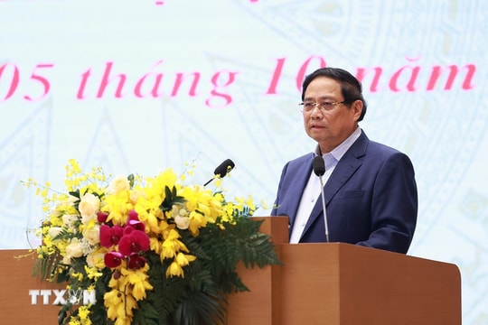 Thủ tướng phát động thi đua chào mừng Đại hội 14 của Đảng và bầu cử Quốc hội