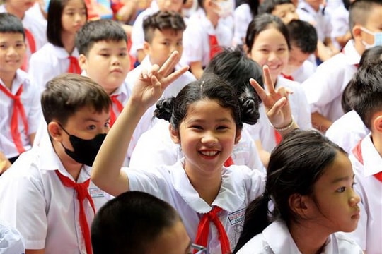 Bộ Giáo dục và Đào tạo nêu 9 nhóm giải pháp chặn các khoản thu trái quy định