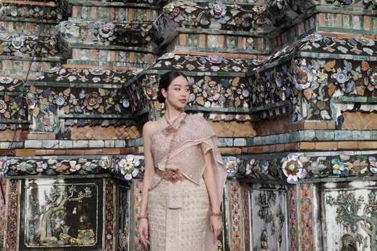 Đương kim Miss International Thanh Thủy giao lưu văn hóa tại Thái Lan