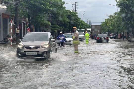 Cảnh báo các điểm có nguy cơ ngập lụt, sạt lở ở Hải Phòng