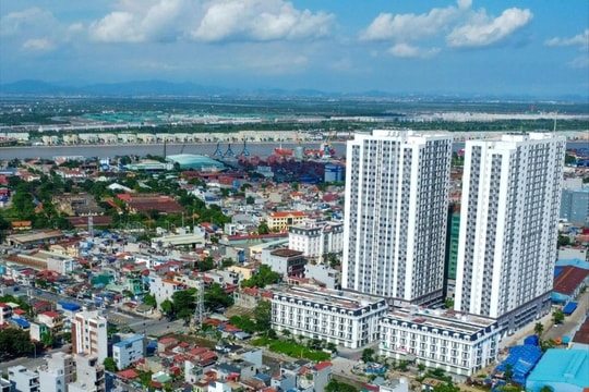 Thủ tướng Chính phủ yêu cầu quyết liệt thực hiện các giải pháp để tăng nguồn cung, giảm giá nhà ở