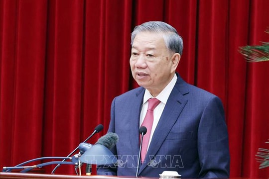 Thông báo Hội nghị lần thứ 13 Ban Chấp hành Trung ương Đảng khóa XIII